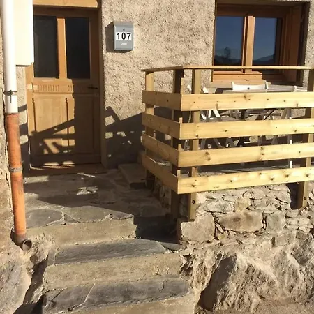 Chalet Confortable A Avec Vue Sur La Montagne *