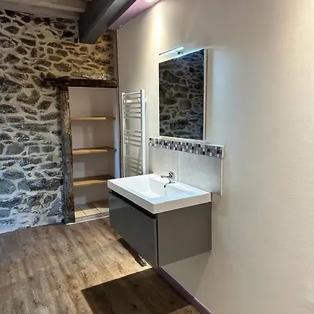 Chalet Confortable A Avec Vue Sur La Montagne