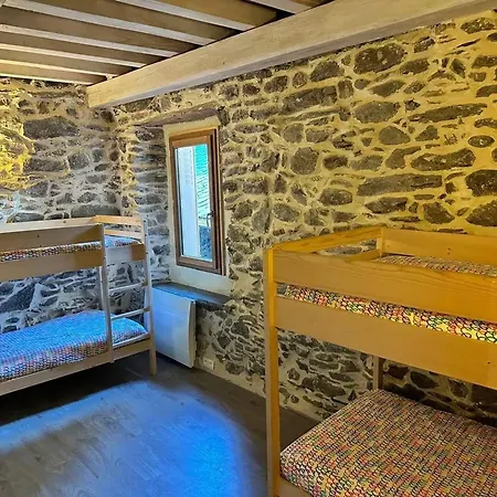 Confortable A Avec Vue Sur La Montagne Chalet